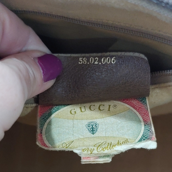 Gucci Brown Monogram Handbag - Picture 10 of 11